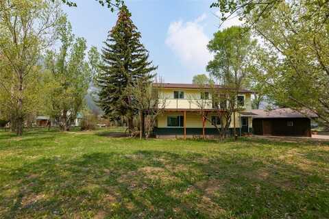 17 Evergreen Lane, Livingston, MT 59047