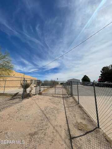 140 PENDALE Road, El Paso, TX 79907