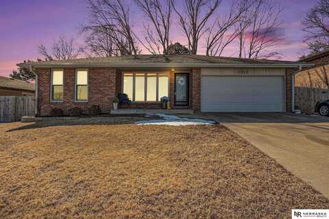 6025 Pioneers Boulevard, Lincoln, NE 68516