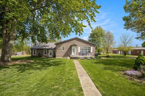 771 Q Drive S, Fulton, MI 49052
