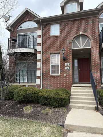 141 W Oakbrook Drive, Ann Arbor, MI 48103