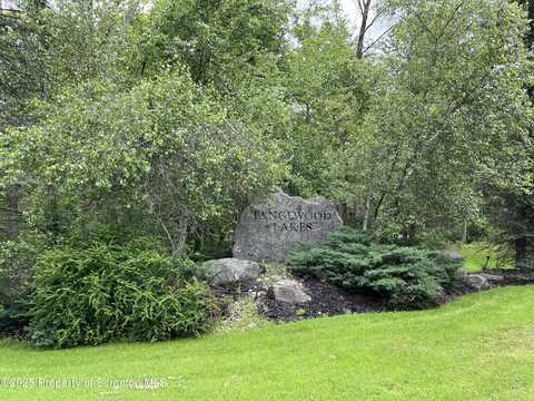 Grasshopper Lane, Greentown, PA 18426
