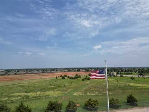 2100 NW 171st St, Edmond, OK 73012