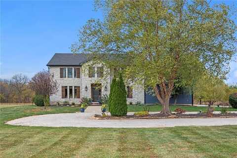 21335 Country Place Lane, Bucyrus, KS 66013