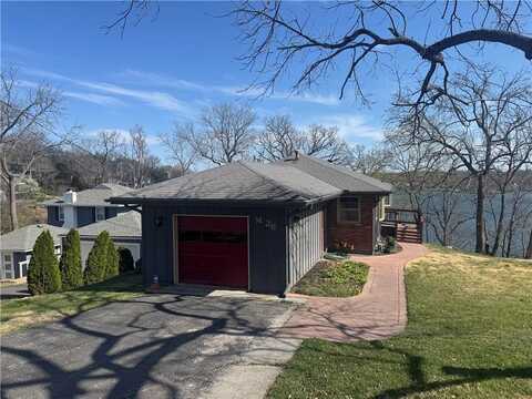 28 M Street, Lees Summit, MO 64086