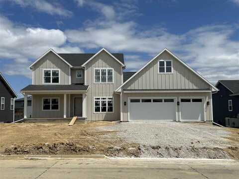 1700 Green Oak Pass, Tiffin, IA 52340