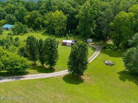 512 Lizzie Lane, Townsend, TN 37882