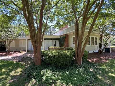 605 McIlwain Dr, Waynesboro, MS 39367