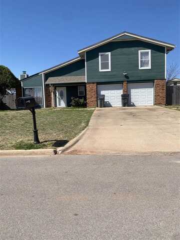 1003 SW 61st St, Lawton, OK 73505