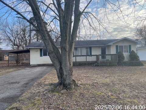 928 Howard Drive, Lebanon, MO 65536