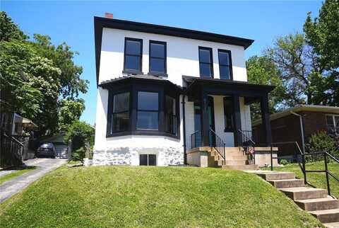 6121 W Park Avenue, Saint Louis, MO 63139