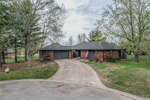 417 Carriage Place, Lebanon, MO 65536