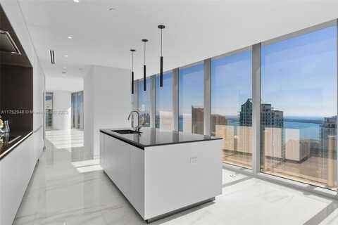 300 Biscayne Blvd Way, Miami, FL 33131