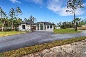 2266 S Desoto Blvd, Naples, FL 34117