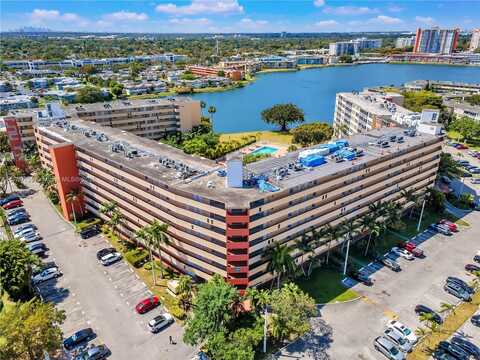 1750 NE 191st St, Miami, FL 33179