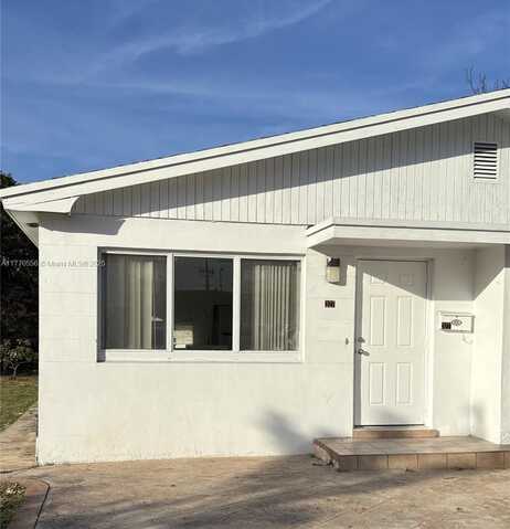 327 NE 1st St, Hallandale Beach, FL 33009