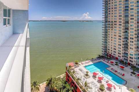1111 Brickell Bay Dr, Miami, FL 33131
