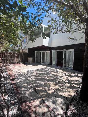 7510 SW 58th Ave, South Miami, FL 33143