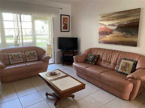 4431 NW 16th St, Lauderhill, FL 33313