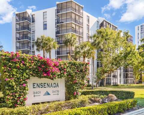 3475 N Country Club Dr, Aventura, FL 33180
