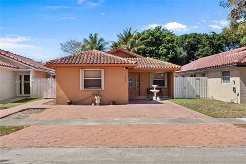 19826 W Lake Dr, Hialeah, FL 33015