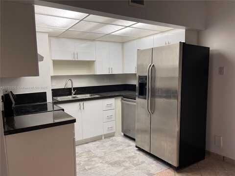 6175 NW 57th St, Tamarac, FL 33319
