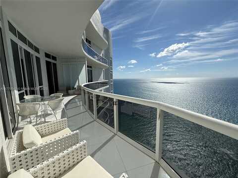 15811 Collins Ave, Sunny Isles Beach, FL 33160