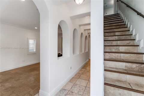 10155 SW 75th Pl, Pinecrest, FL 33156