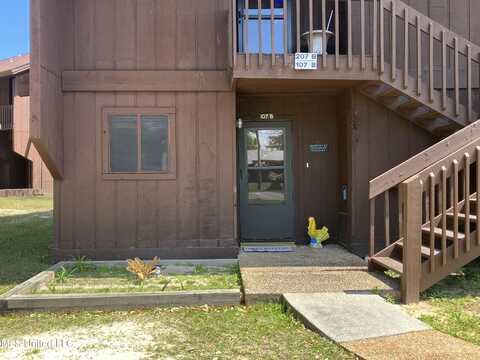 107 Molokai Village, Diamondhead, MS 39525