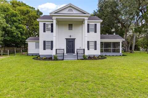 330 NE 1ST AVENUE, WILLISTON, FL 32696