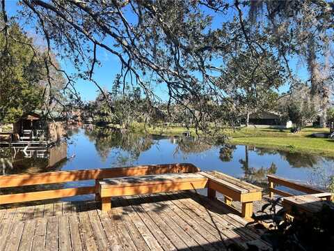 208 FIRST STREET, TAVARES, FL 32778