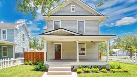 219 LAUREL AVENUE, SANFORD, FL 32771