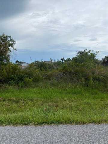 15427 MCCOMB CIRCLE, PORT CHARLOTTE, FL 33981