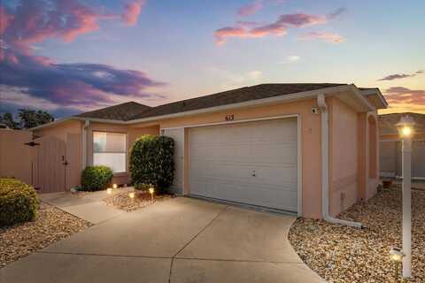 613 NUEVO LEON LANE, THE VILLAGES, FL 32159