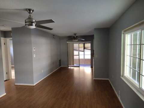 828 N HYER AVENUE, ORLANDO, FL 32803
