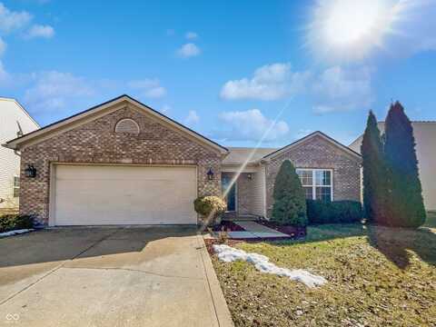 851 Pine Lake Drive, Greenwood, IN 46143