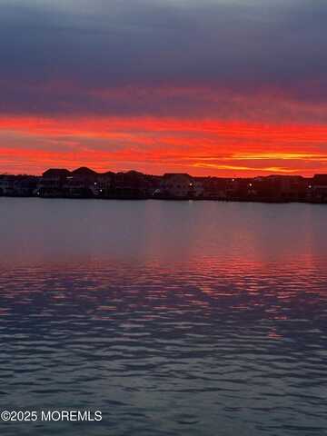 1131 S Green Street, Tuckerton, NJ 08087
