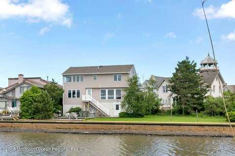 127 Trenton Avenue, Point Pleasant Beach, NJ 08742