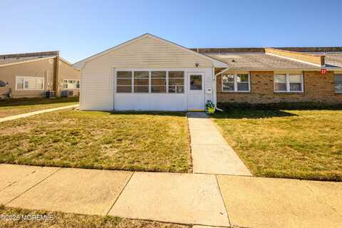 15 Pompton Plains Drive, Brick, NJ 08724