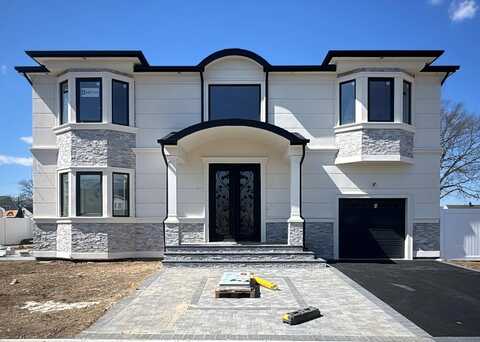 8 Snapdragon Lane, Levittown, NY 11756