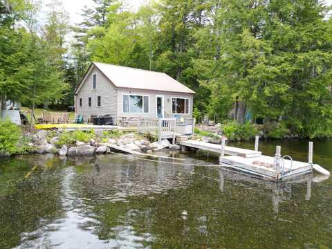 12 Balsam Drive, Lincoln, ME 04457