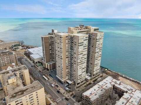 6301 N Sheridan Road, Chicago, IL 60660
