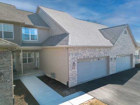 1652 Overlook Drive, Dixon, IL 61021