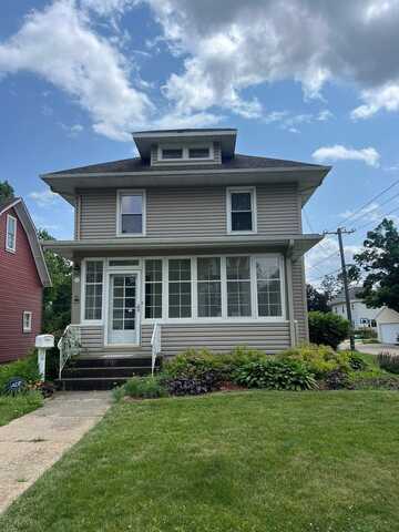 211 W 13th Street, Sterling, IL 61081