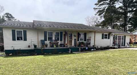 2272 Hillview Street NW, Hartselle, AL 35640