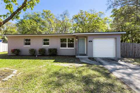 350 MADEIRA Drive, Orange Park, FL 32073