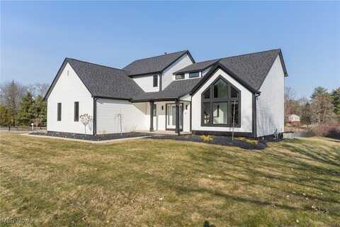 3189 Chardonnay Lane, Poland, OH 44514