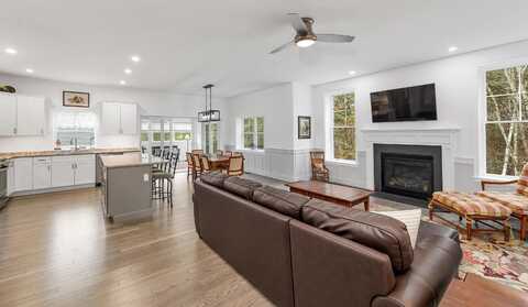 7 John Hardie Way, Chichester, NH 03234