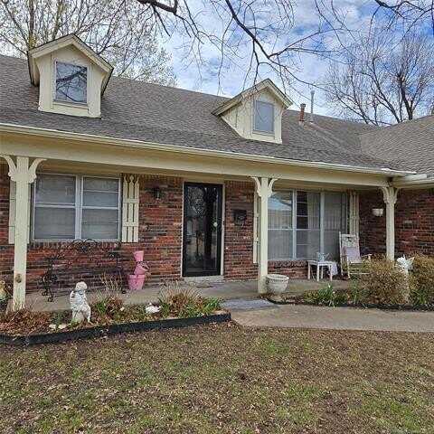 6526 E 56th Place, Tulsa, OK 74145
