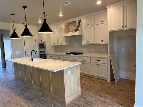 14525 Astor Lane, Yukon, OK 73099